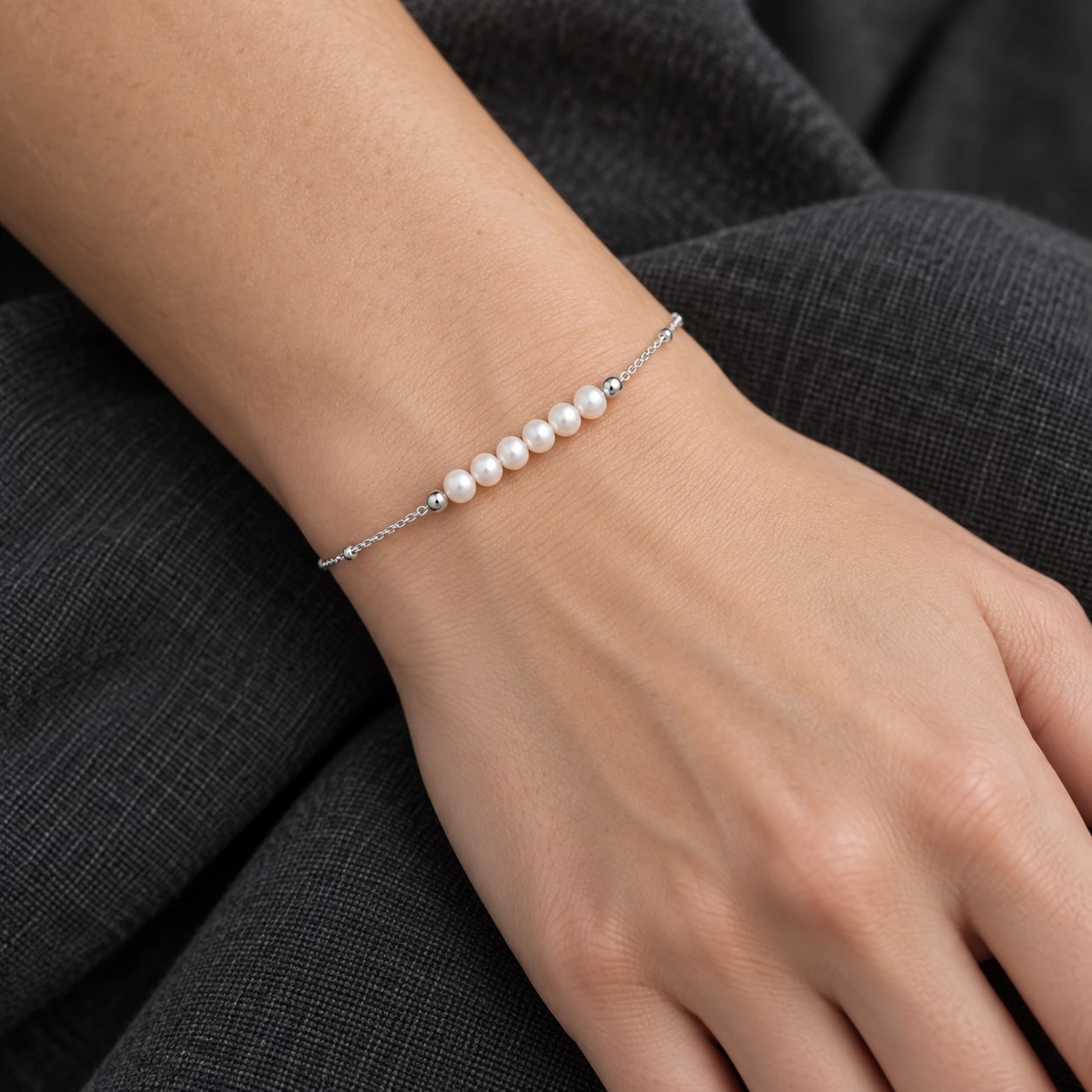 Bracelet Murmure de Perles VALDESSE, vue portée